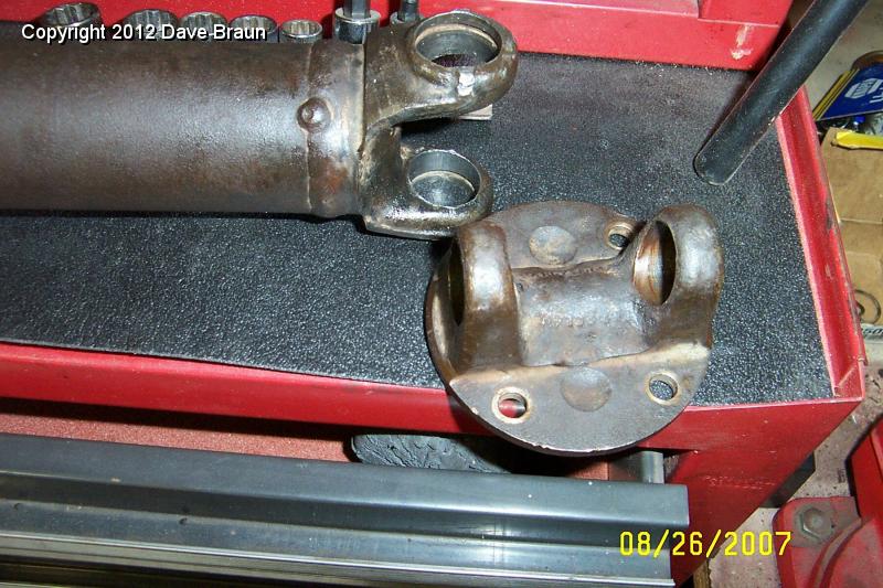 MGB1970/PreRestoration Projects/U Joints/Rear axle end ready for U joint